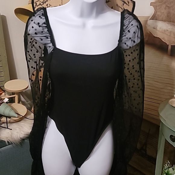 WDIRARA Women's Polka Dots Sheer Bodysuit - Picture 5 of 9